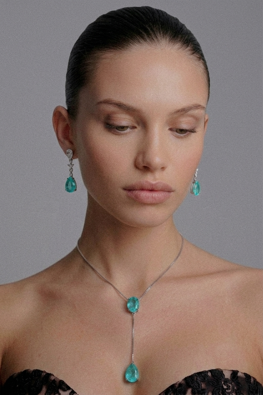 Anelė - Paraiba Y formos vėrinys