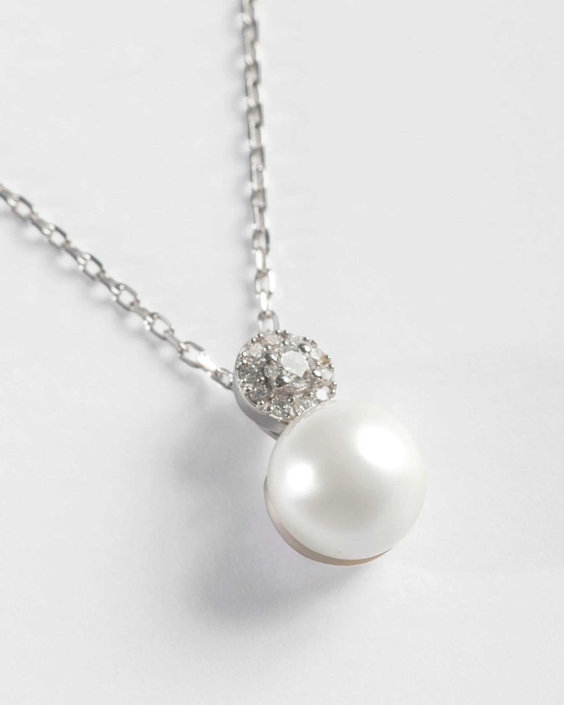 Skaistė - Exquisite sidabrinis vėrinys su 10mm perlu